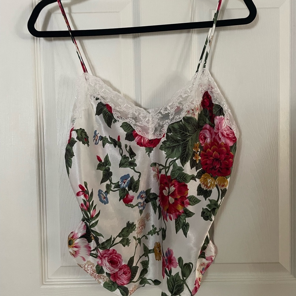 La Vie En Rose White Satin Floral Cami with Pink Label